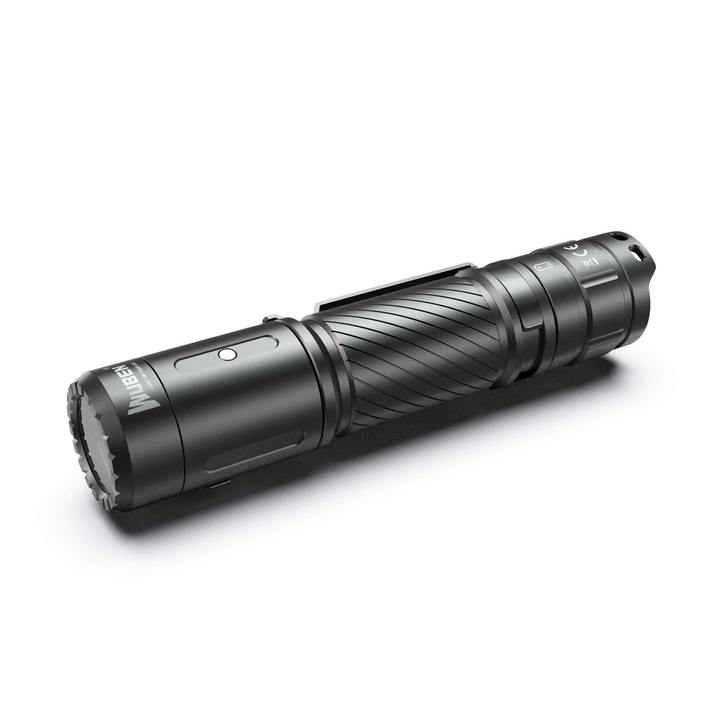 C3 1200 流明手电筒