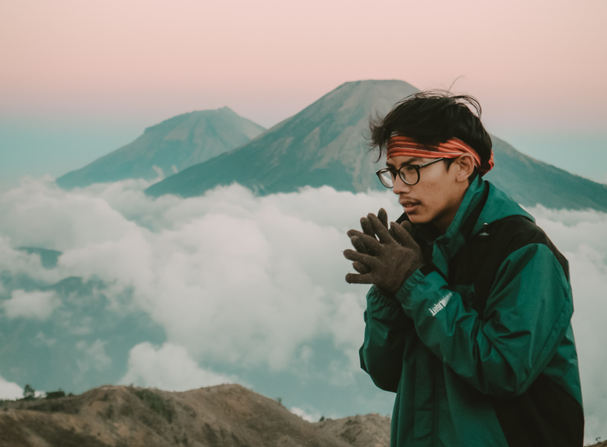 无寻处，唯有少年心......
